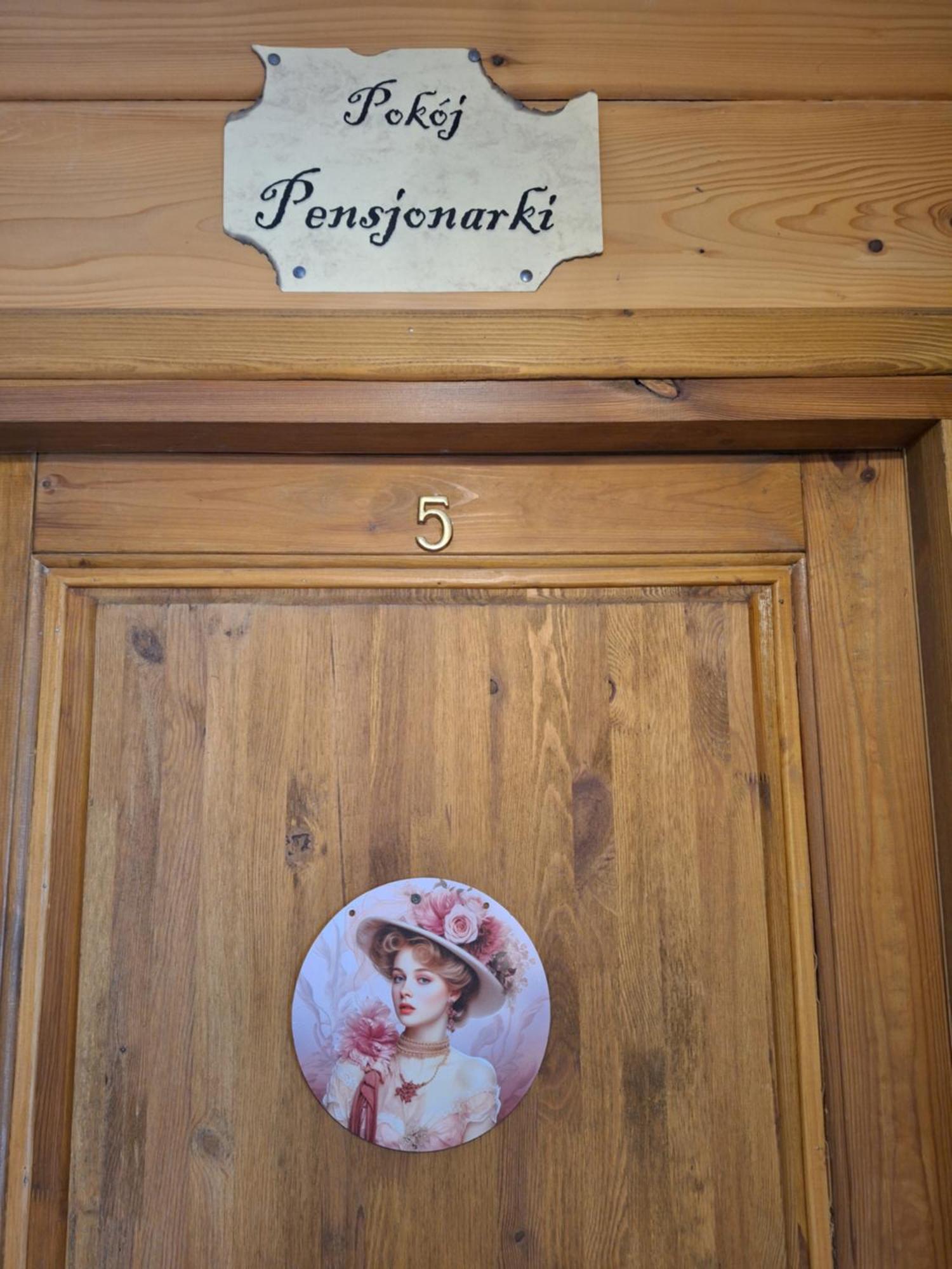 Dom Goscinny Dudek Krynica Zdroj Exterior foto