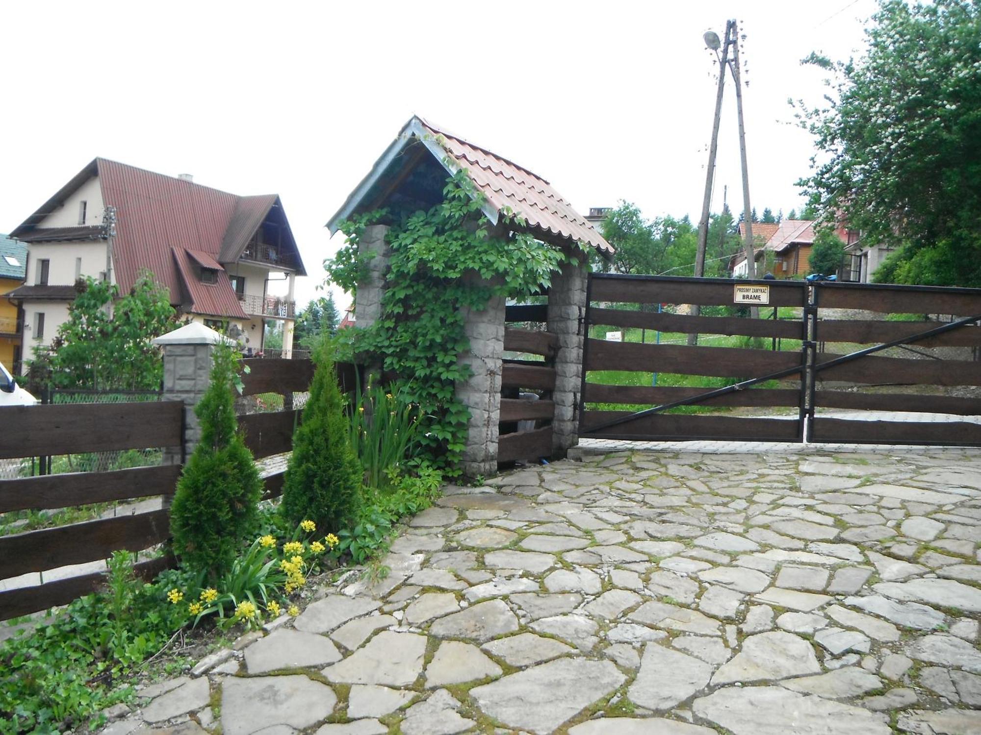 Dom Goscinny Dudek Krynica Zdroj Exterior foto
